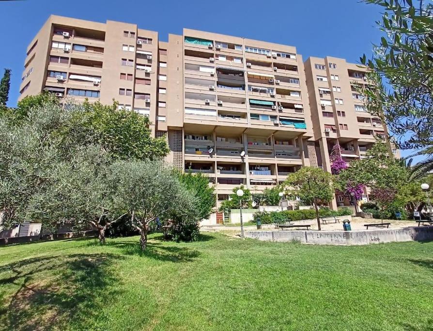 Eurit Apartment Shown In Detail Split Extérieur photo