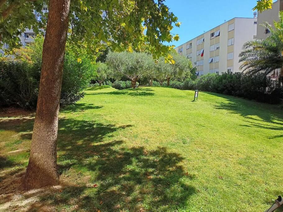 Eurit Apartment Shown In Detail Split Extérieur photo